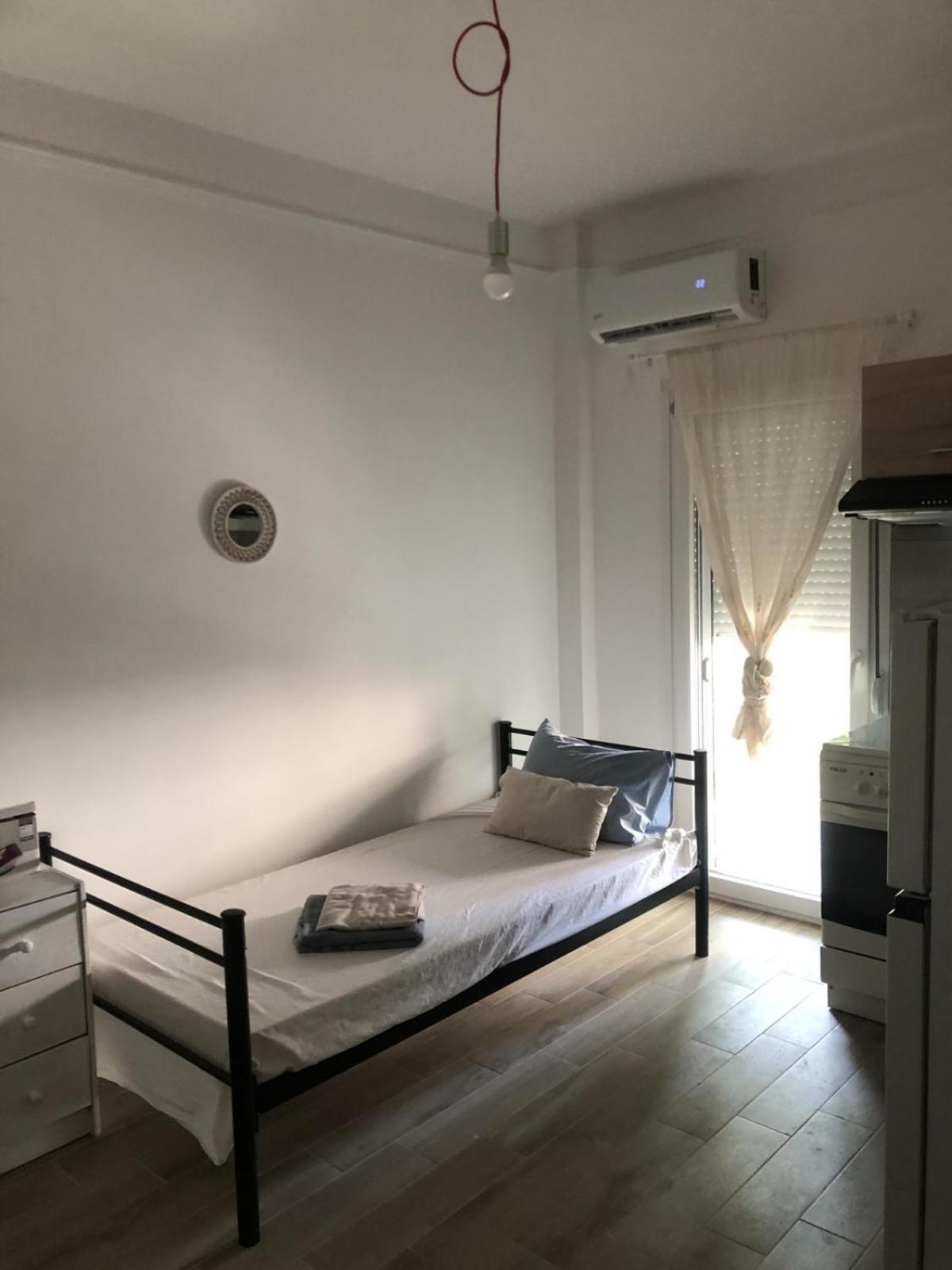 Small Studio Center 1 Салоники Экстерьер фото